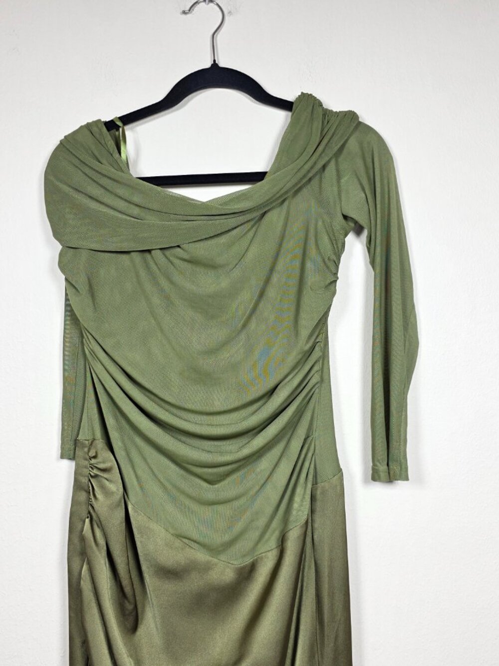 Elle Zeitoune Amy Off The Shoulder Gown Size Large US 10 MSRP $280 - Picture 5 of 11